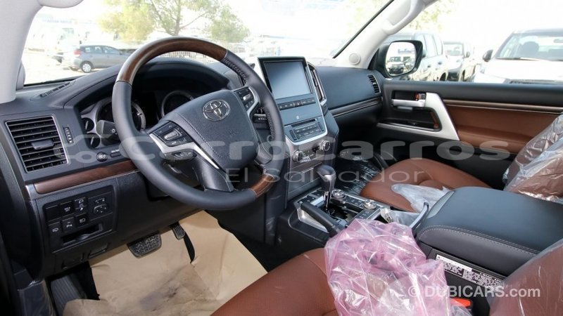 Buy import toyota land cruiser black car in import - dubai in