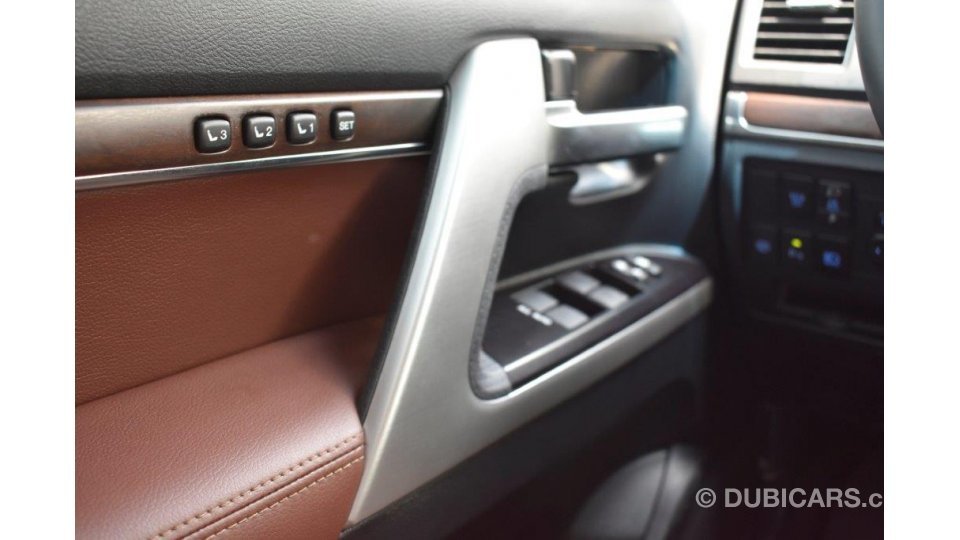 Buy import toyota land cruiser other car in import - dubai